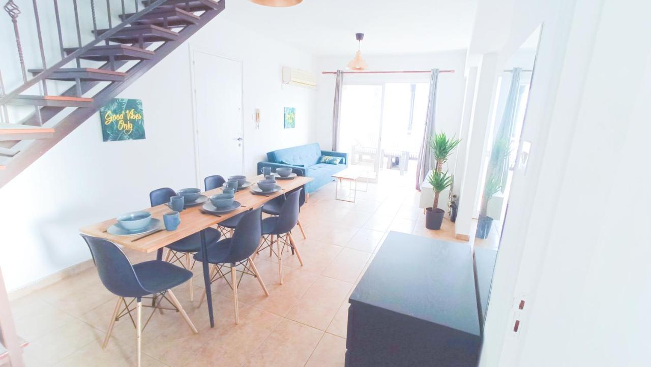 Luxury Private Rooms -Sea View, Netflix, Gym- 5 Min From Beach! - Private Room In Shared Apartment Larnaca Exteriér fotografie
