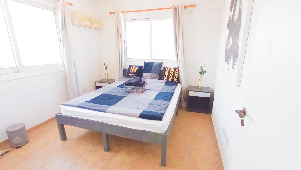 Luxury Private Rooms -Sea View, Netflix, Gym- 5 Min From Beach! - Private Room In Shared Apartment Larnaca Exteriér fotografie